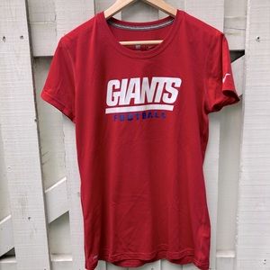 🌸4/$20- Nike Giants Dry-fit Tee